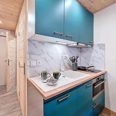 Apartment Cozy Au Pied Des Pistes Avec Balcon Sud, Pour 4 Personnes - Fr-1-832-3
